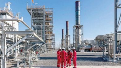 Photo of شركة تنمية نفط عمان تخطط لرفع إنتاجها إلى 700 ألف برميل يوميًا